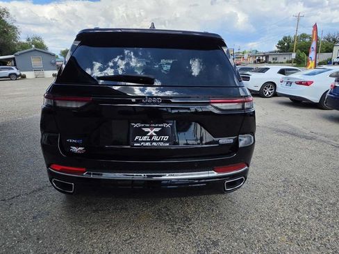Used 2022 Jeep Grand Cherokee Overland AWD/4WD image 4