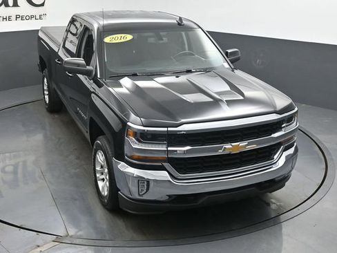 Used 2016 Chevrolet Silverado 1500 LT w/ All Star Edition image 43