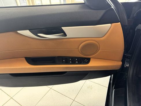 Used 2015 BMW Z4 sDrive28i RWD image 14