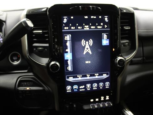 Used 2019 RAM 3500 Laramie image 13