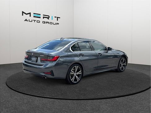 Used 2020 BMW 330i Sedan w/ Convenience Package RWD image 9