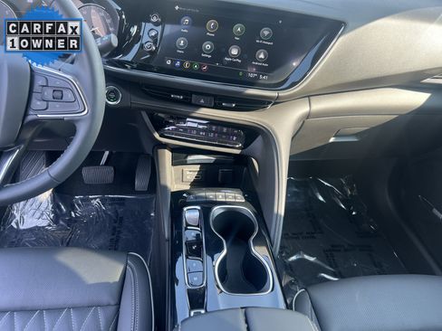 Used 2022 Buick Envision Avenir w/ Technology Package II FWD image 31