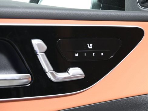 New 2025 Mercedes-Benz C 300 4MATIC Sedan image 24