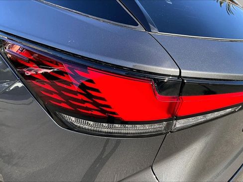 New 2026 Lexus RX 350h AWD/4WD image 12