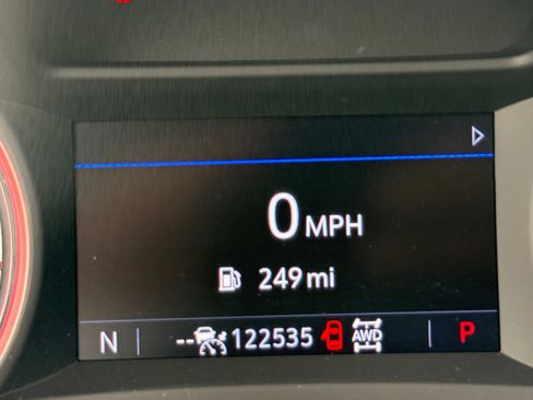 Used 2021 Chevrolet TrailBlazer RS w/ Sun and Liftgate Package AWD/4WD image 17