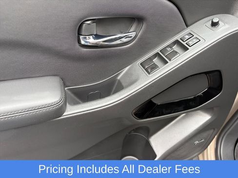 Used 2022 Nissan Frontier PRO-4X w/ Pro-4X Premium Package AWD/4WD image 24