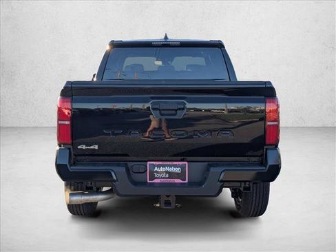 Certified 2025 Toyota Tacoma SR5 AWD/4WD image 7