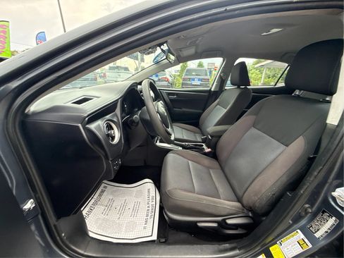 Used 2017 Toyota Corolla L FWD image 11