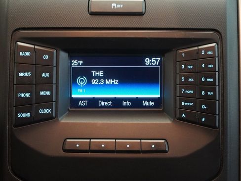 Used 2014 Ford F150 XLT w/ Equipment Group 302A Luxury image 19