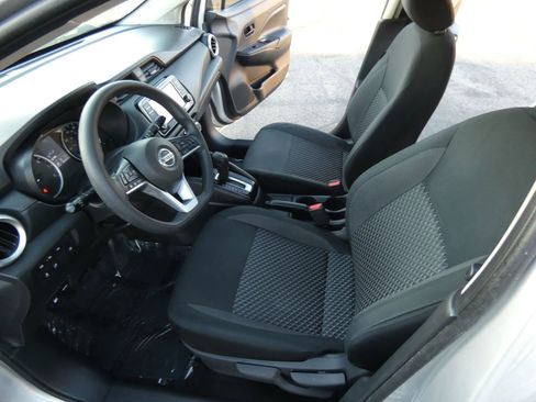 Used 2020 Nissan Versa S image 53