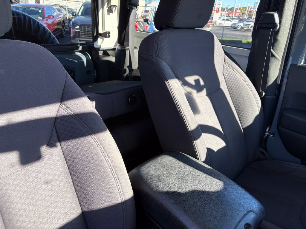 Used 2014 Jeep Wrangler Sport w/ Quick Order Package 23S AWD/4WD image 12
