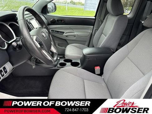 Used 2015 Toyota Tacoma 4x4 Access Cab image 11