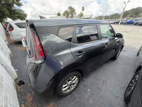Certified 2024 Kia Soul LX w/ Option Group 015 FWD image 4