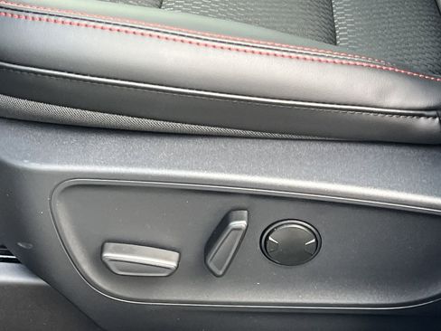 New 2026 Ford Escape ST-Line w/ Tech Pack #1 image 18