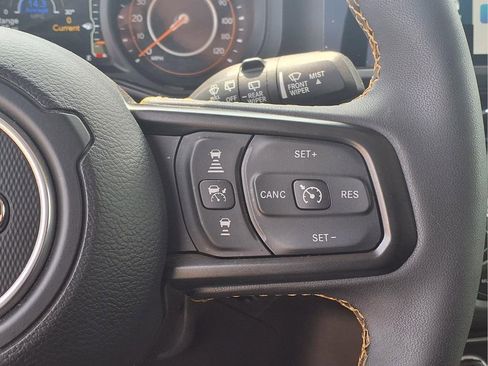 Used 2024 Jeep Wrangler Unlimited Sport AWD/4WD image 6