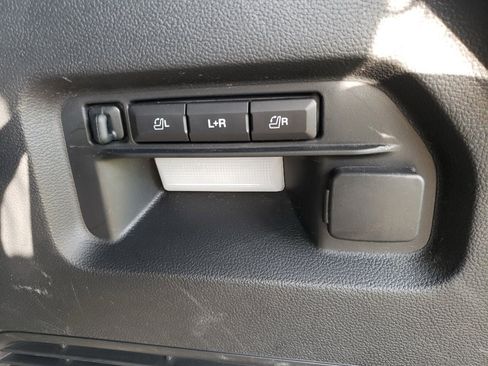 Used 2023 Ford Explorer ST w/ Equipment Group 401A image 10