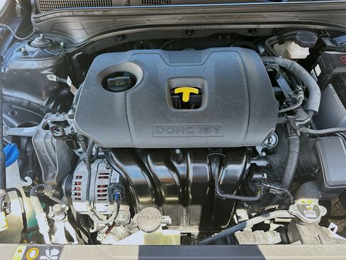 Used 2019 Kia Forte Sedan FWD image 24
