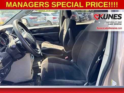 Used 2013 Dodge Grand Caravan SE FWD image 12