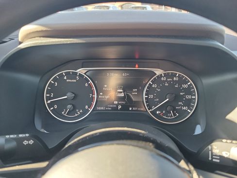 Used 2023 Nissan Rogue SV image 18