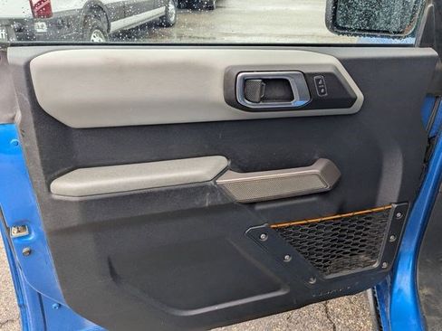 Used 2023 Ford Bronco Badlands AWD/4WD image 13