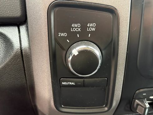 Used 2018 RAM 2500 Tradesman w/ Chrome Appearance Group AWD/4WD image 21
