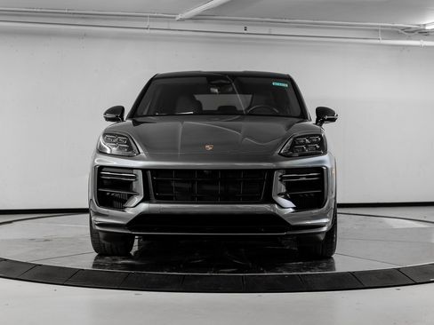 New 2026 Porsche Cayenne Turbo GT image 9
