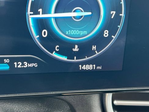 Used 2024 Hyundai Elantra SEL w/ Convenience Package image 25