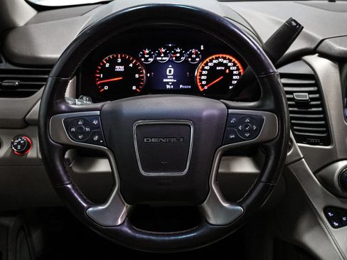 Used 2016 GMC Yukon XL Denali AWD/4WD image 35