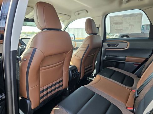 New 2025 Ford Bronco Sport Outer Banks image 11