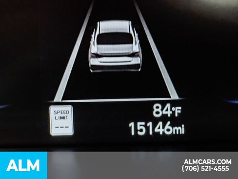 Used 2025 Hyundai Elantra Sport FWD image 11