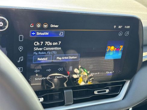 Used 2025 Chevrolet Equinox LT image 12