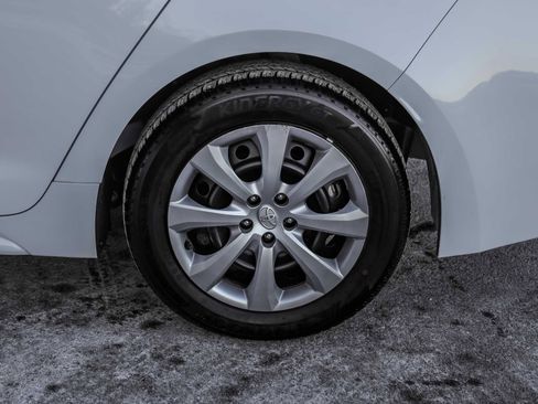 Certified 2025 Toyota Corolla LE image 13