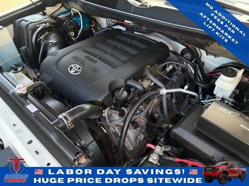 Used 2018 Toyota Tundra Platinum AWD/4WD image 21