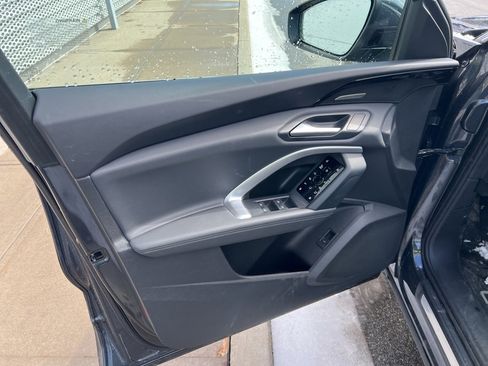 Used 2025 Audi Q5 Premium Plus w/ Premium Plus image 54