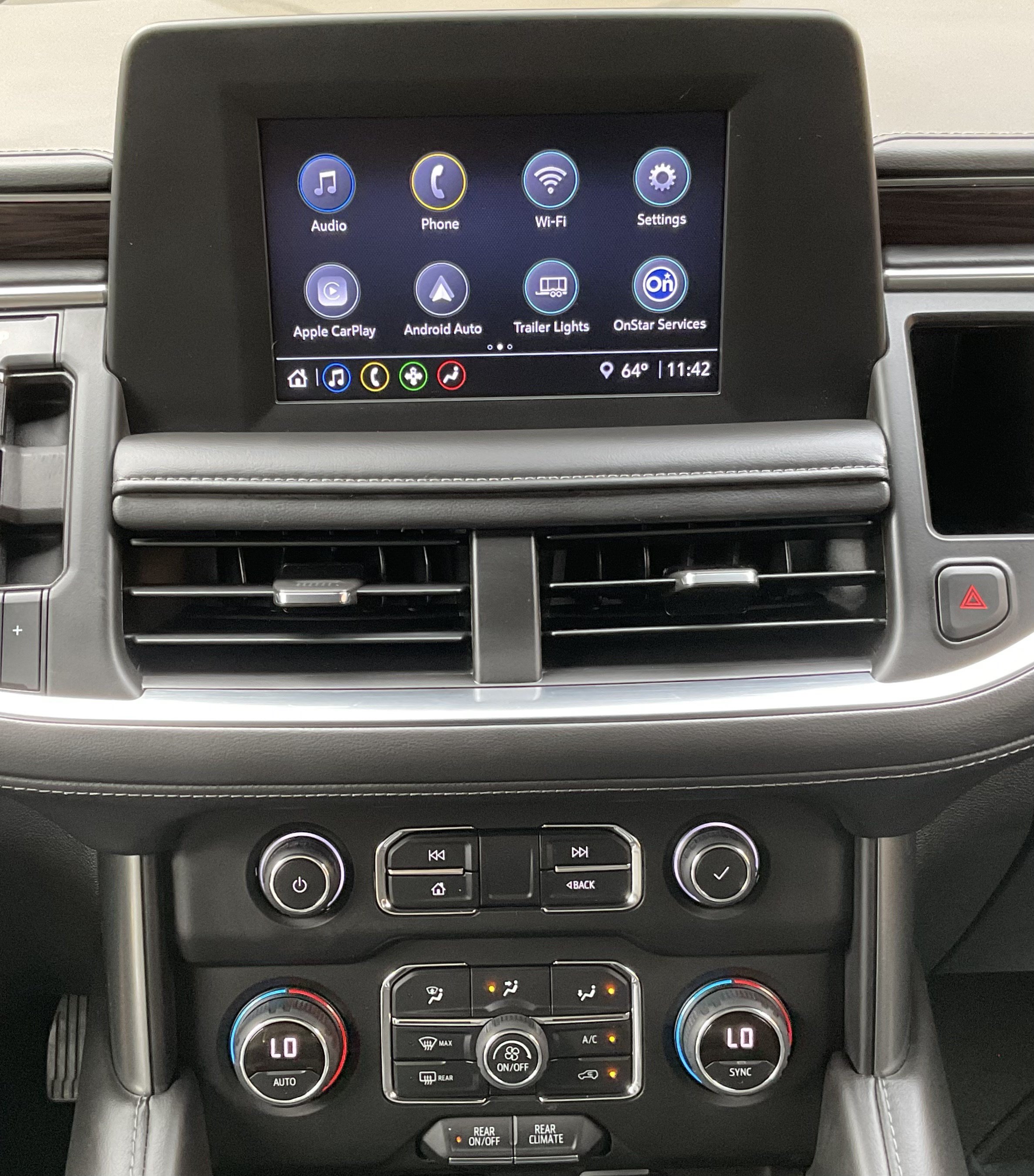 Used 2022 Chevrolet Suburban LS AWD/4WD image 15