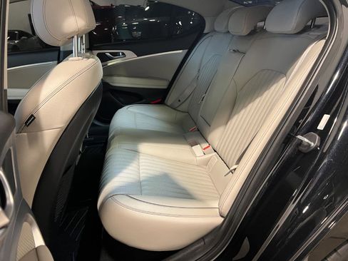 Used 2020 Genesis G70 3.3T w/ Elite Package AWD/4WD image 29