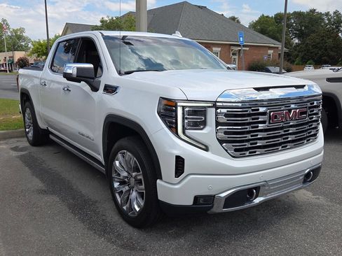 Certified 2024 GMC Sierra 1500 Denali AWD/4WD image 16