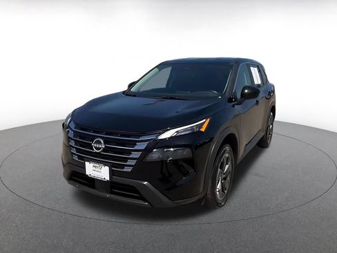 Used 2025 Nissan Rogue SV FWD image 5