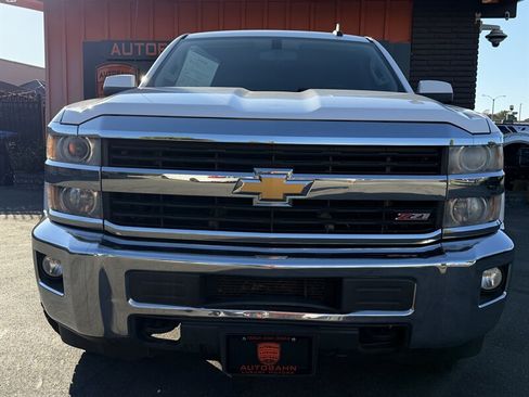 Used 2016 Chevrolet Silverado 2500 LT w/ Z71 Package, Off-Road AWD/4WD image 2