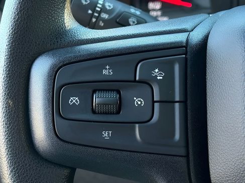 Used 2025 Chevrolet Silverado 1500 Custom image 26