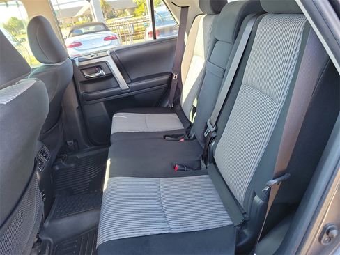 Used 2018 Toyota 4Runner SR5 image 10