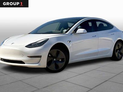 Used 2019 Tesla Model 3 Standard Range Plus