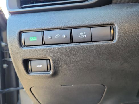 Certified 2025 Nissan Sentra S image 21