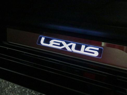 Used 2022 Lexus ES 350 Ultra Luxury w/ Accessory Package 2 FWD image 16