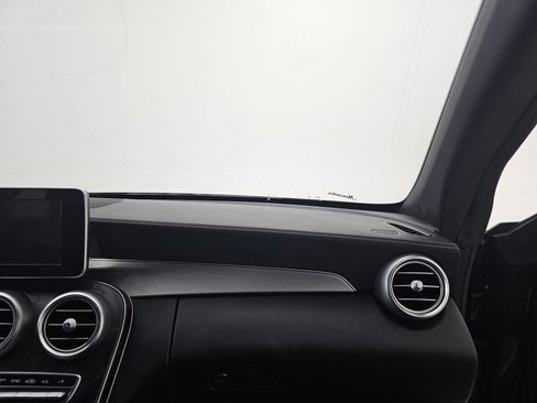 Used 2018 Mercedes-Benz C 300 4MATIC Cabriolet image 11