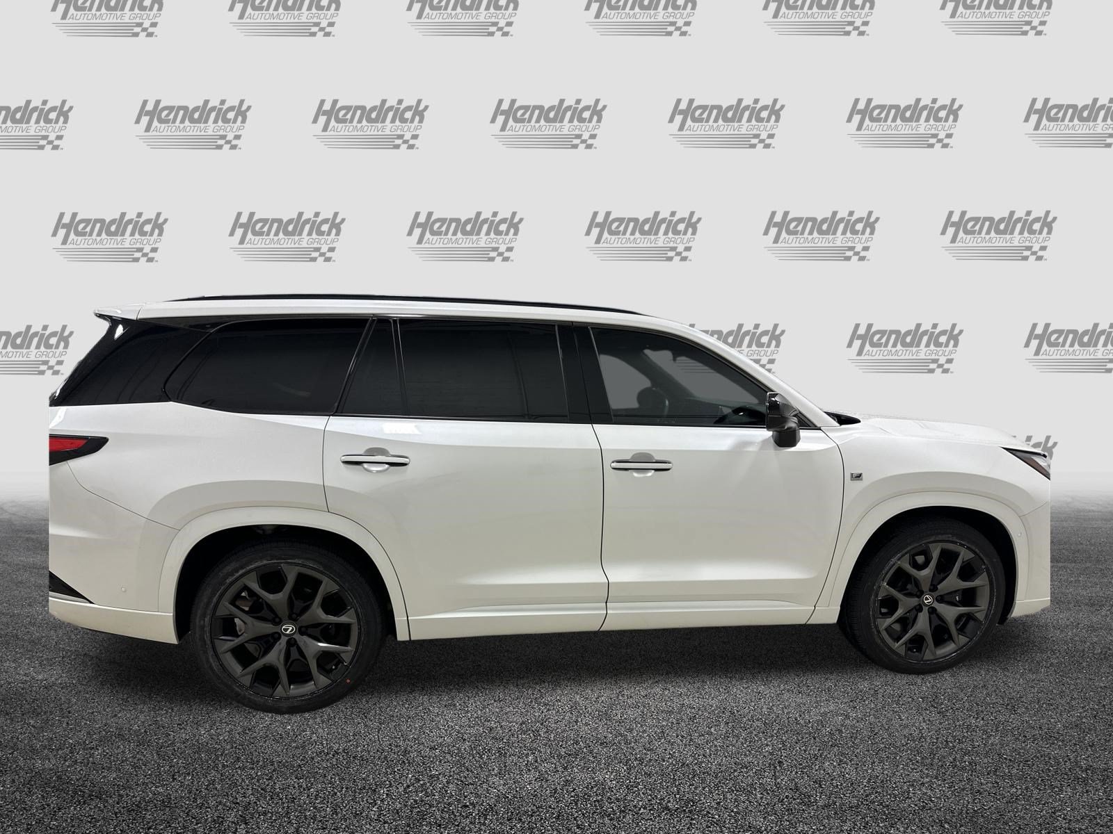 Certified 2026 Lexus TX 500h AWD w/ Technology Package image 11