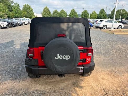 Used 2016 Jeep Wrangler Unlimited Sport AWD/4WD image 5