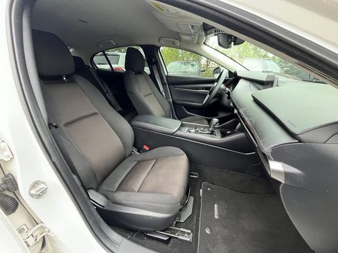 Used 2024 MAZDA MAZDA3 s FWD image 12