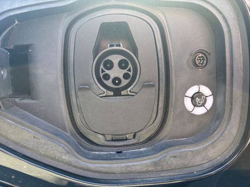 Used 2023 Ford Mustang Mach-E GT image 21