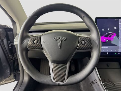 Used 2018 Tesla Model 3 Long Range image 12